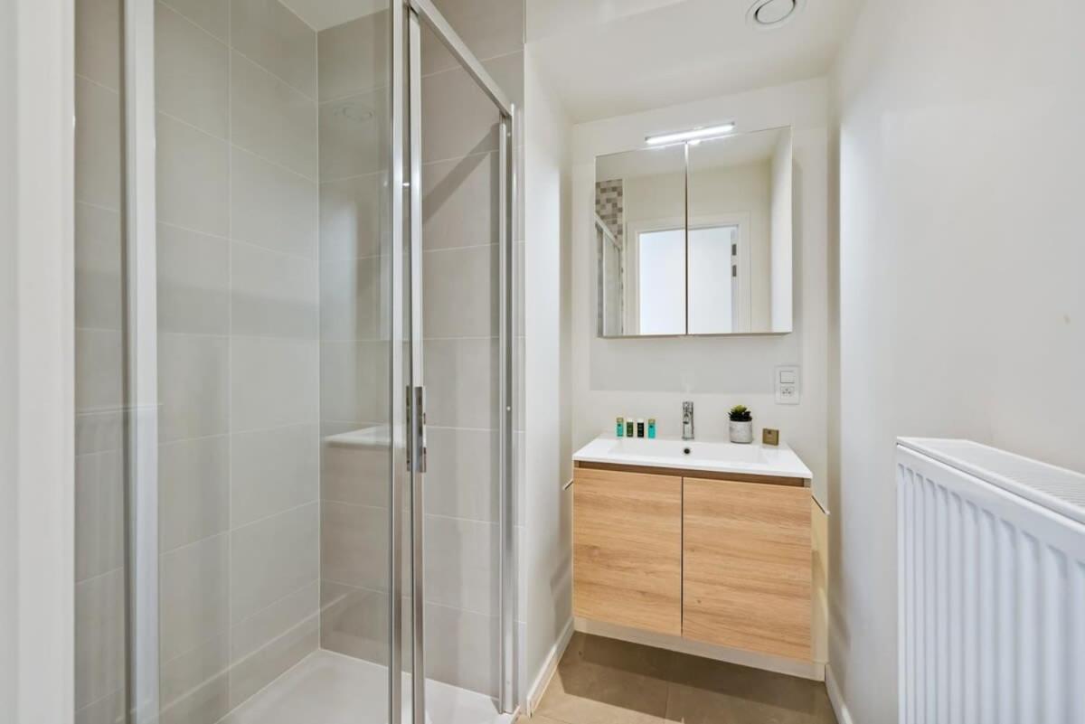Huswell - Apartment With Natural Swimming Pool Middelkerke Buitenkant foto
